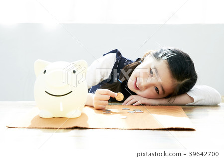 Saving Children Piggy Bank Saving Children Piggy Bank 39642700