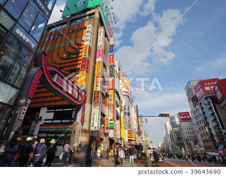 Tokyo cityscape / Kabukicho first town and cityscape in Japan Tokyo cityscape / Kabukicho first town and cityscape in Japan 39643690