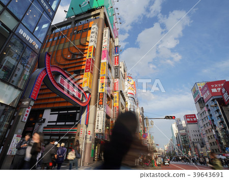 Tokyo cityscape / Kabukicho first town and cityscape in Japan Tokyo cityscape / Kabukicho first town and cityscape in Japan 39643691