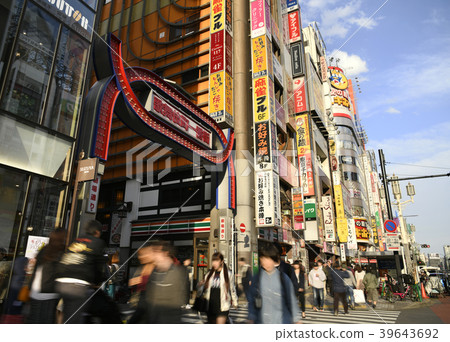 東京都市風景/歌舞伎町第一鎮和都市風景在日本 東京都市風景/歌舞伎町第一鎮和都市風景在日本 39643692