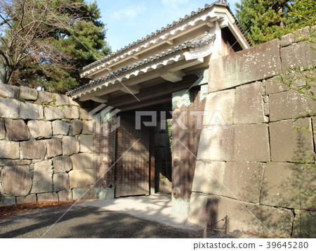 世界遺產“京都和二條城的北中門” 世界遺產“京都和二條城的北中門” 39645280
