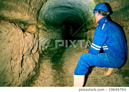 Entrance to the underground passages built by man 39646764