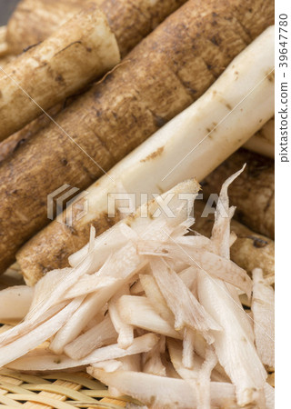 新鮮的牛皮 39647780