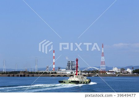 Maike Porter Tug boat returning to port, 39649477