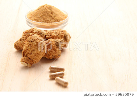 Maca root and maca powder and supplements 39650079