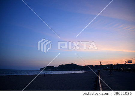 Sunset of Shonan Yuigahama 39651026