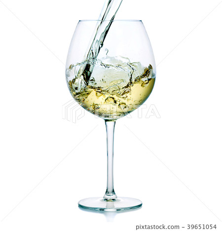 White wine splash 39651054