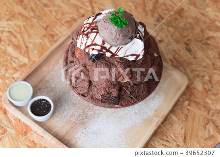 Korean Dessert - bingsu 39652307