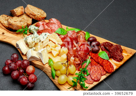 Cold meat cheese plate with salami sausage Cold meat cheese plate with salami sausage 39652679