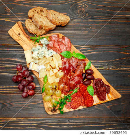 Cold meat cheese plate with salami sausage Cold meat cheese plate with salami sausage 39652693