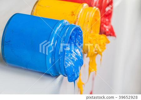 yellow blue and red colors are primary color. yellow blue and red colors are primary color. 39652928