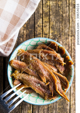 Anchovy fillets in oil. Anchovy fillets in oil. 39654018