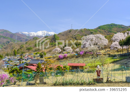 Katsuma村和雪中的南阿爾卑斯山 39655295
