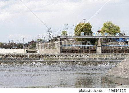 Hamura Tomizusu, which is an intake port of Tamagawa Josui (Hamura City, Tokyo) 39656115