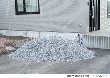 Exterior work (1.5 crushed rice) Exterior work (1.5 crushed rice) 39656984