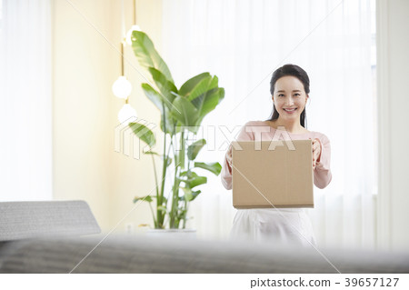 房子,生活,家庭主婦,女人,韓國人 房子,生活,家庭主婦,女人,韓國人 39657127
