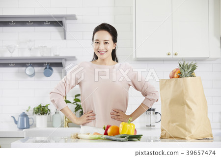 House, Life, Housewife, Woman, Korean 39657474