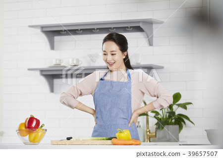House, Life, Housewife, Woman, Korean 39657507