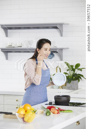 房子，生活，家庭主婦，女人，韓國人 39657552