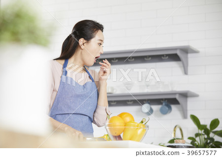 House, Life, Housewife, Woman, Korean 39657577