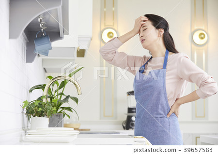 房子,生活,家庭主婦,女人,韓國人 房子,生活,家庭主婦,女人,韓國人 39657583