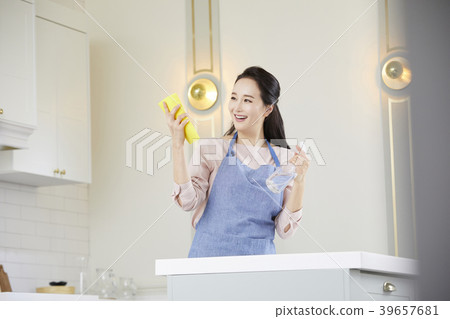 House, Life, Housewife, Woman, Korean 39657681