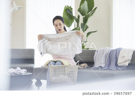 房子,生活,家庭主婦,女人,韓國人 房子,生活,家庭主婦,女人,韓國人 39657897