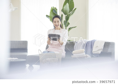 房子,生活,家庭主婦,女人,韓國人 房子,生活,家庭主婦,女人,韓國人 39657971