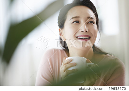 房子,生活,家庭主婦,女人,韓國人 房子,生活,家庭主婦,女人,韓國人 39658270