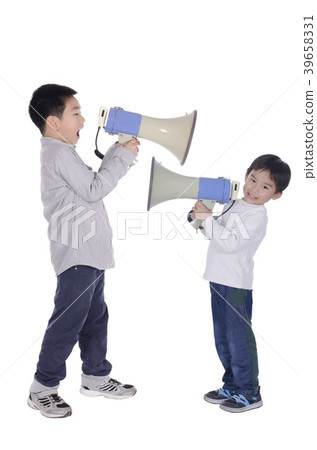 The way the brothers communicate 39658331