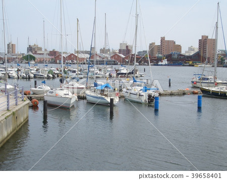 函館綠之島遊艇港 39658401