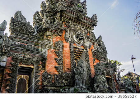 在巴厘島的石門 在巴厘島的石門 39658527