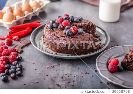 Brownies cake with chilli and berrries 39658708