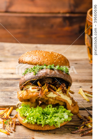 Fish and Chips Burger with grilled portobello Fish and Chips Burger with grilled portobello 39660696