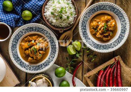 Curry chicken with rice Curry chicken with rice 39660997
