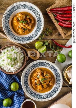 Curry chicken with rice Curry chicken with rice 39660998