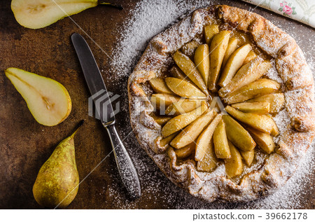 Sweet pear pie Sweet pear pie 39662178
