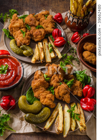 Wiener schnitzel original Wiener schnitzel original 39662480