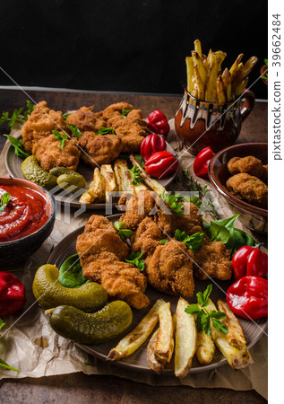 Wiener schnitzel original Wiener schnitzel original 39662484