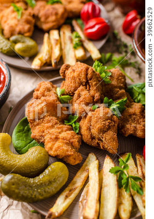 Wiener schnitzel original Wiener schnitzel original 39662529