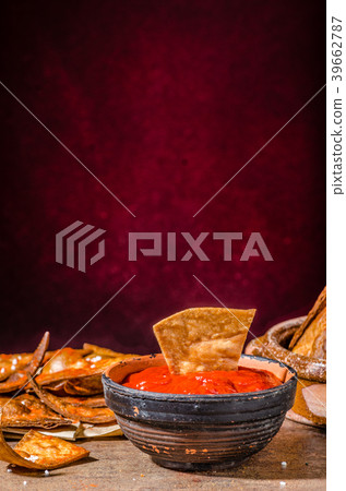 Homemade nachos tortilla 39662787