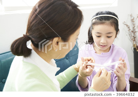 Mom and daughter, good afternoon, knit 39664832