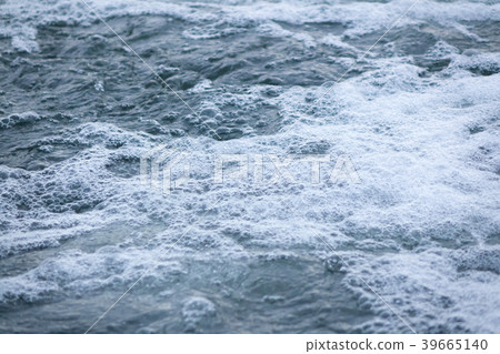水流泡泡 39665140