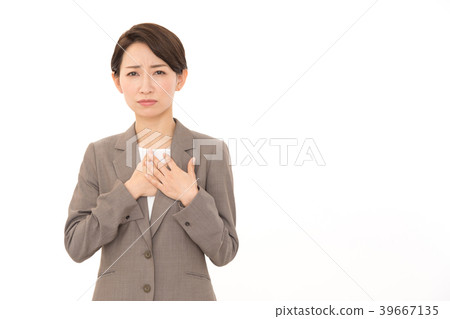 Businesswoman negative image chest pain 39667135