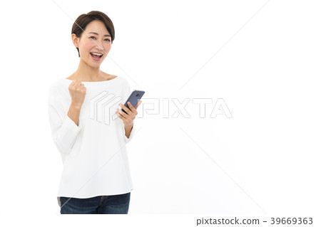 Young woman smartphone guts pose 39669363