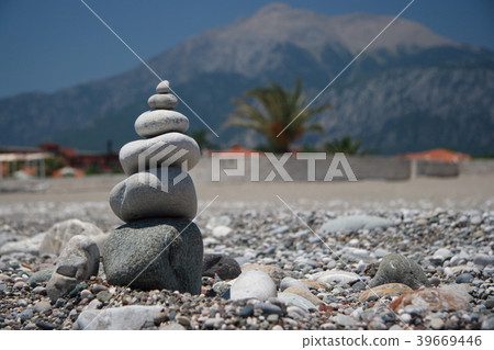 Stones in the desert Stones in the desert 39669446