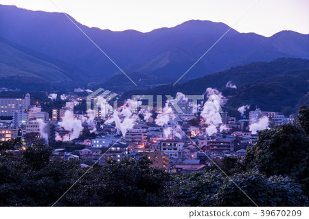 Oita Beppu Yukemuri Observatory Evening scenery Overlooking the city of Beppu 39670209