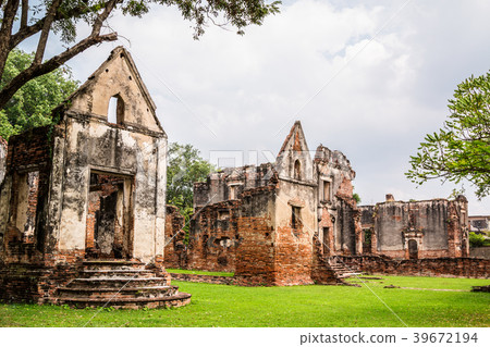 Historic building 39672194