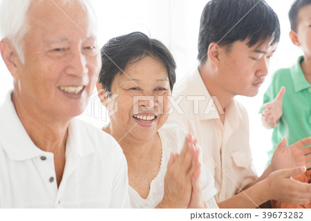 Happy Asian family at home 39673282