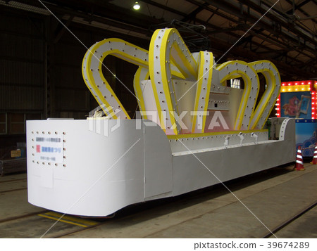 函館有軌電車未上漆的花火車小牧車庫發售日 函館有軌電車未上漆的花火車小牧車庫發售日 39674289